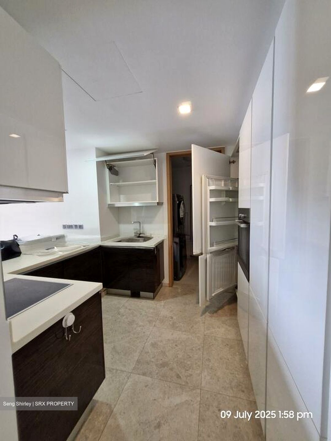 Marina Bay Suites (D1), Condominium #566720301